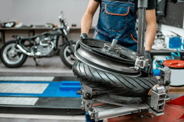 En quoi le pneu moto continental se distingue ?